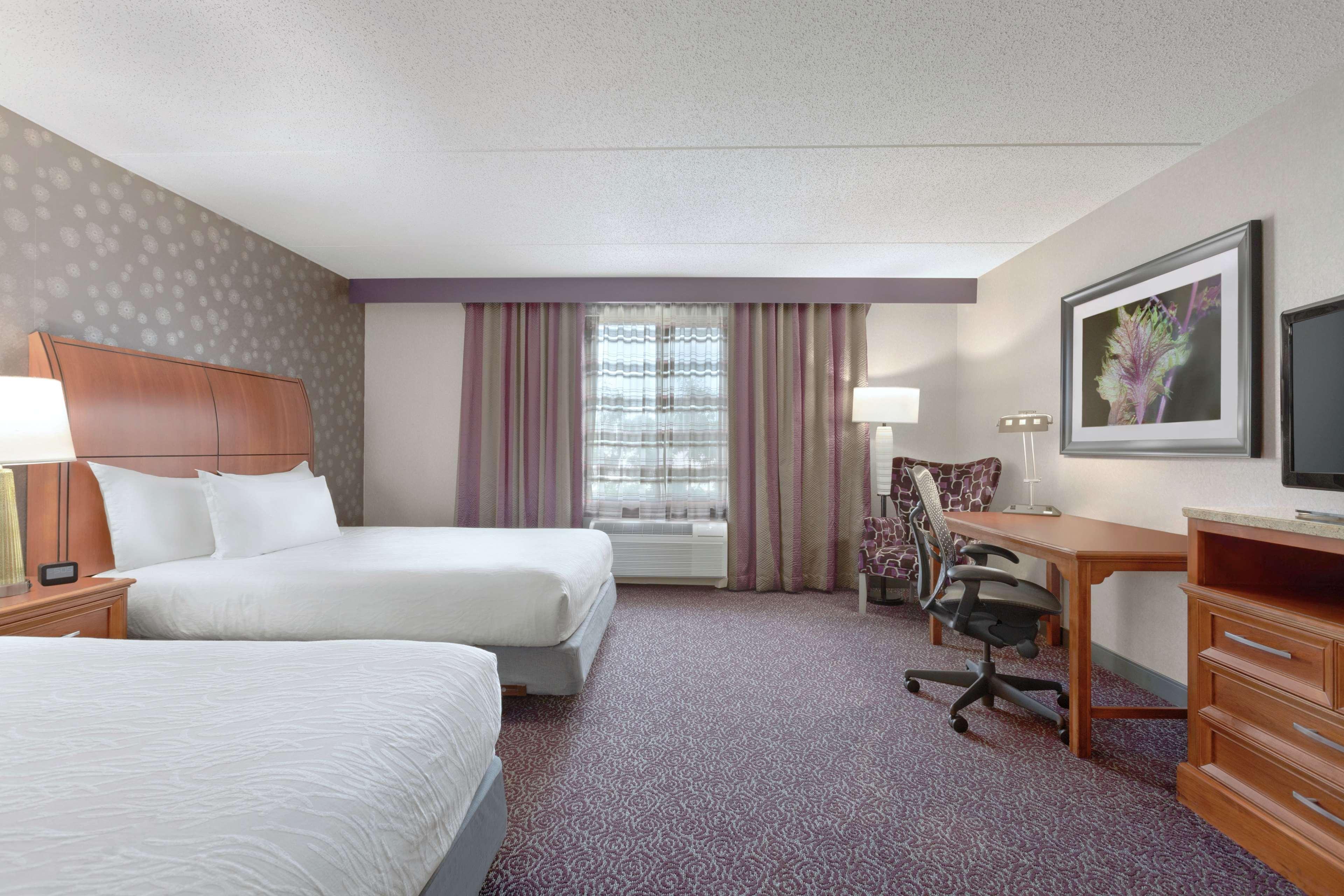 Hilton Garden Inn Springfield, Ma Екстериор снимка