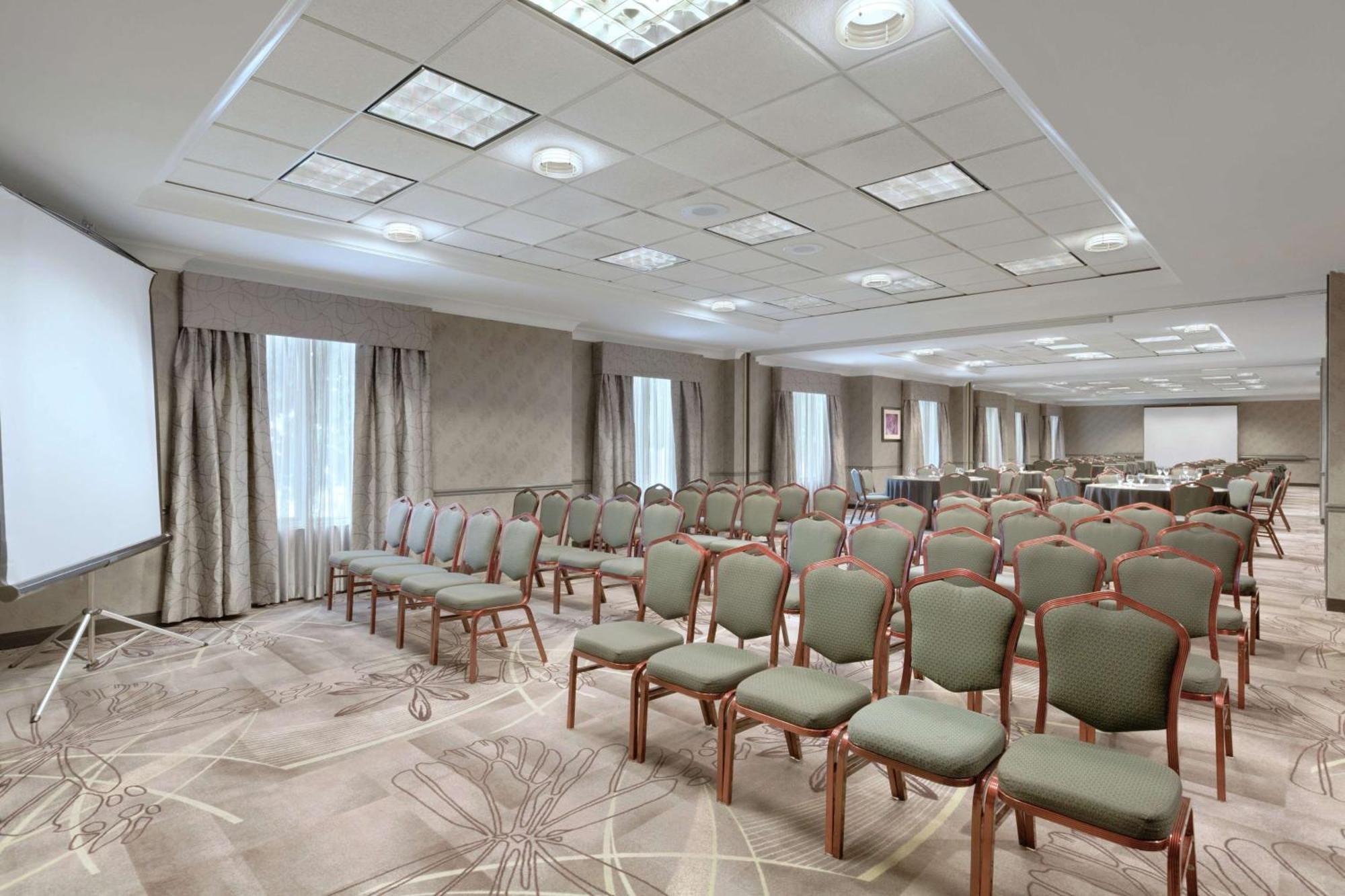 Hilton Garden Inn Springfield, Ma Екстериор снимка